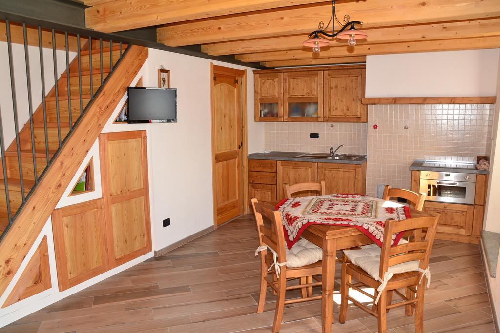 Ferienwohnung Lo Coppa Fen - Cir Vda Ao 0139, 0140, 0141 Aosta Zimmer foto